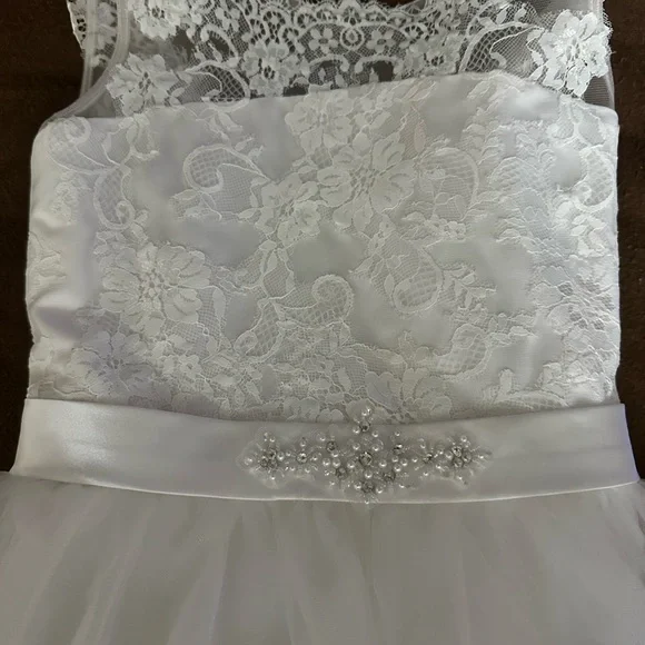 Kids formal white communion dress Size 7 made by MACIS is available for  purchase on au PAY Market - Imported Goods Online Store Co.Ltd. | au PAY  Market - Online Shopping Site